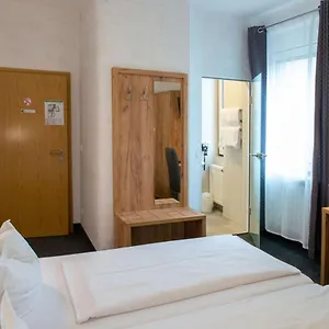 https://hotel-fischertor.com-bavaria.com