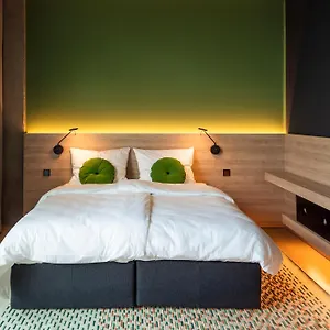 Hotell Theclouth