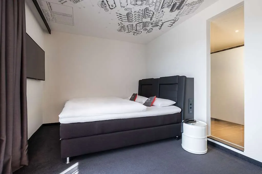 V8 Hotel Köln at MOTORWORLD 4*,  Deutschland